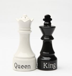 Magnetic Salt Pepper Shakers Chess Pieces King and Queen