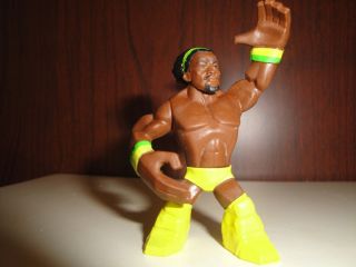 Mattel Rumblers Kofi Kingston wwe wrestling figure basic yellow gear