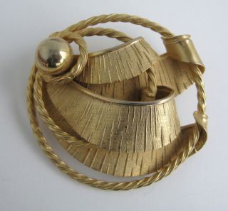 Kramer Circle Pin Vintage Gold Ball Twisted Rope Ribbon Coat Dress Hat