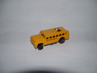 Hot Wheels sCool Bus 1971 Redline 6468A Heavyweights