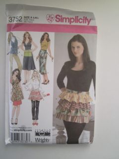 Simplicity Pattern 3752 Misses Aprons by Theresa Laquey Uncut