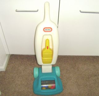 Tikes Play Vacuum Removable Hand Held Goes with Vintage Laundry Washer