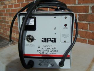 LESTER LESTRONIC APA 36 VOLT AUTOMATIC BATTERY CHARGER W 90 DAY WRI