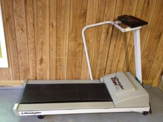 Lifestyler 8 0 MPH Treadmill 1 25 Horsepower Auto Incline