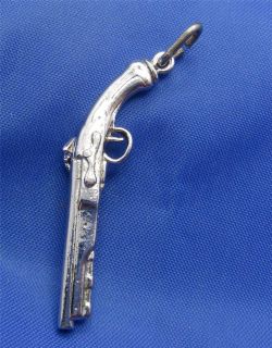 Vintage Silver Colonial Williamsburg VA Flintlock Pistol Gun Charm IC