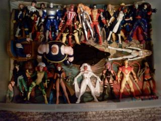 HUGE Lot of X Men action figures STORM, CUSTOM DUST AND MOONSTAR LOOK