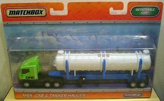 2011 Matchbox Super Convoy MBX Cab Tanker Hauler Green