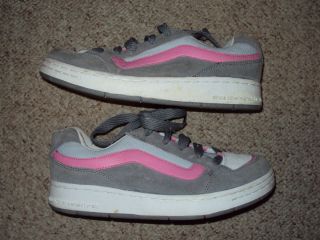 Womens Vans Sneakers Sz 8 in Used Condition