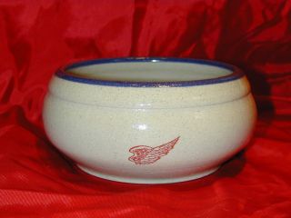 Red Wing Small Pasta Salad or Fruit Bowl Centerpiece Crock Stoneware