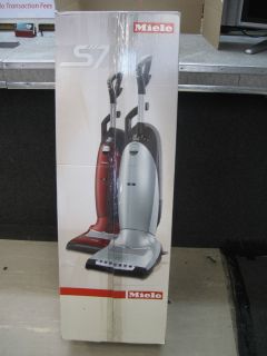 Miele S7580 Tango Upright Vacuum Cleaner