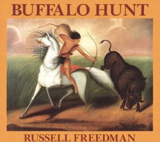 Buffalo Hunt by Russell Freedman 1988, Paperback