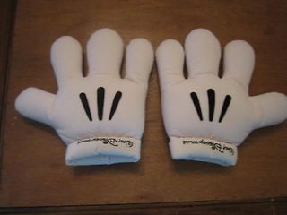 Walt Disney World Mickey Mouse Costume Gloves Plush