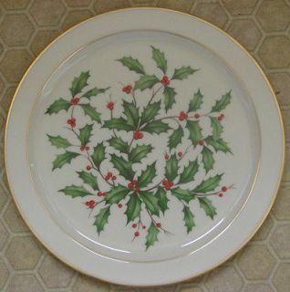 Lovely Lenox Holiday Christmas Large Round Platter