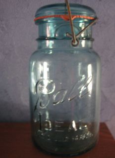 Ball IDEAL 1 Qt BLUE Mason Jar with Glass Lid and Metal Latch #9 Mold