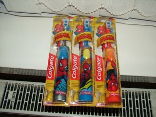 Childrens COLGATE SPIDERMAN battery operated toothbrush inc batteries