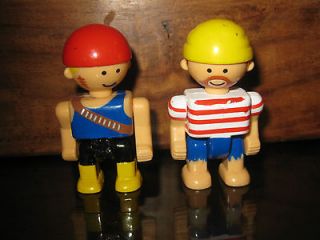 Hard Plastic Poseable Little Figures Pirates Toy Playset people R/Y