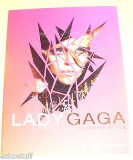 Lady Gaga   Extreme Style 2010 NEW Biography Nice SEE