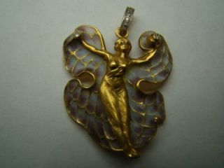 Beautiful 18k gold Art Nouveau style plique a jour pendant with
