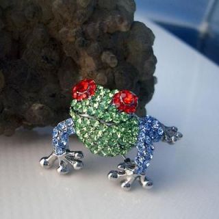 Lovely Tree Frog Toad Brooch Pin Green Rhinestone Crystal