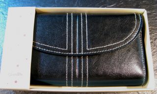 BUXTON LADIES CLUTCH BLACK WALLET  SUGG. RETAIL $30.00 NEW IN BOX