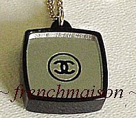 AUTHENTIC CHANEL Makeup Mirror CC Logo CRYSTAL Gold Charm NECKLACE