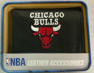 CHICAGO BULLS EMBROIDERED TRI FOLD WALLET