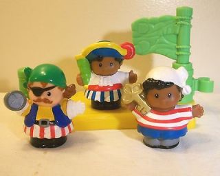 Fisher Price Little People PIRATE SHIP   LIL TREASURE HUNT Lot of 4