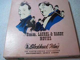 8MM. LAUREL & HARDY. PUTTING PANTS ON PHILIP