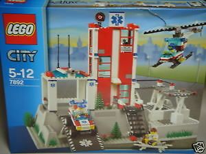 Lego City/Town #7892 City Hospital MISB New
