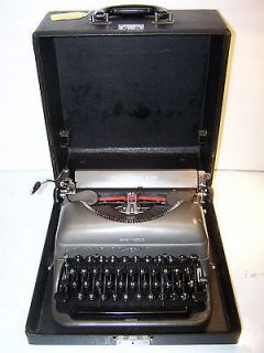 Antique 1949 Remington Model 5 Deluxe Portable Vintage Typewriter
