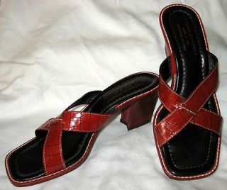 Donald J Pliner Ladies sandals shoes 8.5 M Red Crock look leather
