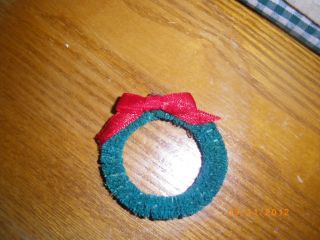 Christmas Craft Supply Mini Green Wreath with Red Bow 2 Set 2