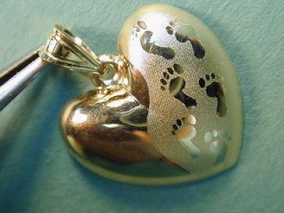 14k solid Yellow Gold Heart Footprints in the sand pendant very fine