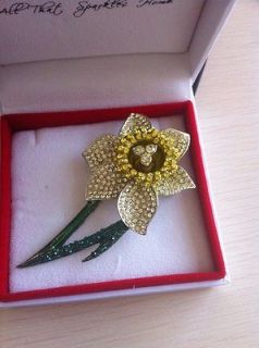 Daffodil Brooch made using Swarovski crystals raising funds for Marie