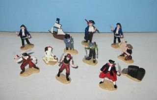 Safari Toys Pirate Figures Lot Of 12 w/ Skeleton   Cannon Balls