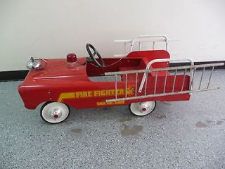 FIRE CHIEF #508 large vintage pedal car