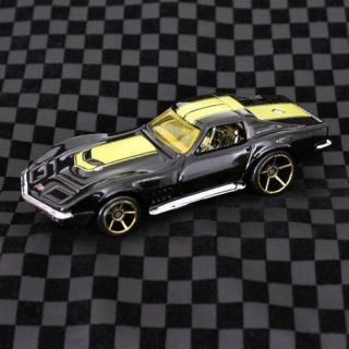 2008 Hot Wheels Mystery Car 1969 Chevy Chevrolet Black Yellow Corvette