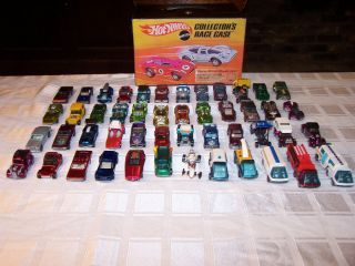 48 Vintage Redline Hot Wheels and Carrying Case 1967,68,69,70 ( 3 DAY