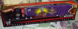 2011 Hot Wheels Mattel WWE Rey Mysterio Hiway Semi Tractor