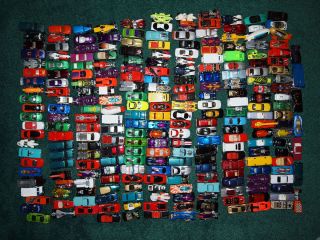 Lot 250 Hot Wheels Diecast Metal Toys Cars Trucks Blimps MIX New Out