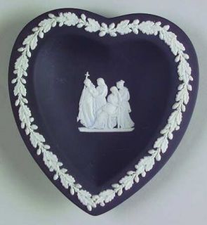 Wedgwood Cream Color On Black Jasperware Small Heart Shape Ashtray, Fine China D