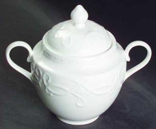 Wedgwood Traditions Sugar Bowl & Lid, Fine China Dinnerware   All White, Embosse