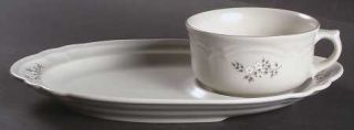 Pfaltzgraff Heirloom Snack Tray & Soup Mug Set, Fine China Dinnerware   Gray&Whi