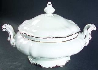 Hutschenreuther Orleans Round Covered Vegetable, Fine China Dinnerware   Sylvia