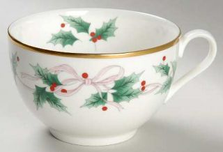 Mikasa Ribbon Holly Jumbo Cup, Fine China Dinnerware   Holly & Berry Design, Gol