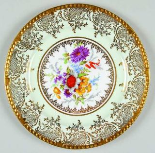 Paragon Hyde Park Salad Plate, Fine China Dinnerware   Floral Center,Gold Design