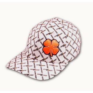 Black Clover Mens White Chain Link Billed Cap (Stretch Twill ConstructionClick here to view our hat sizing guide)