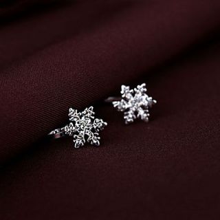 Frozen Snow Queen Elsa Silver Snowflakes Cosplay Earrings (4 pieces)
