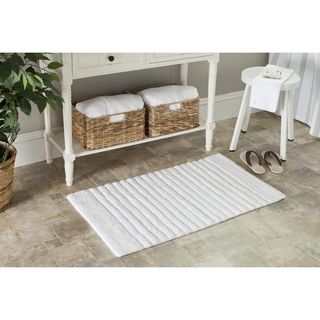 Safavieh White / White Channel Stripe 27 X 45 Bath Rug (set Of 2)